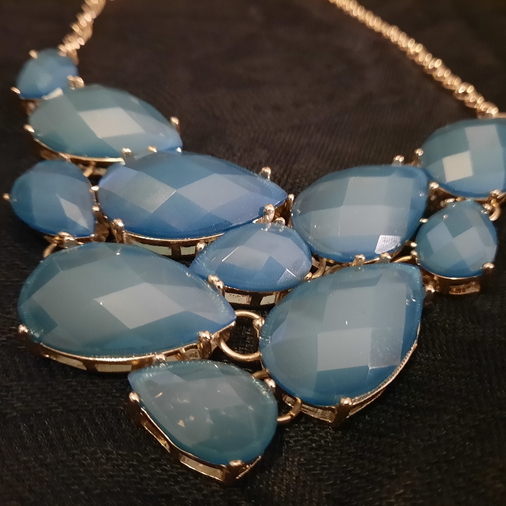 Blue statement necklace - Picture 2 of 6